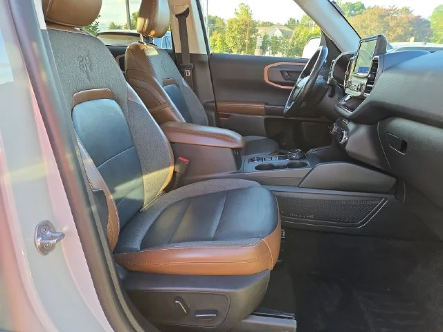 Used 2022 Green Ford Outer Banks image 15