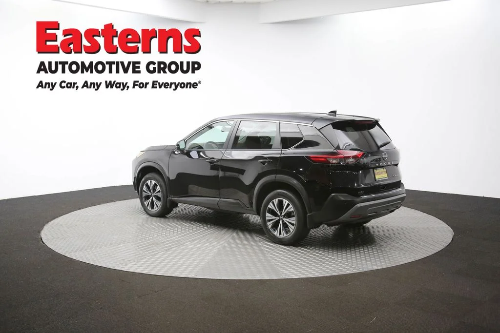 Used 2022 Black Nissan SV image 57