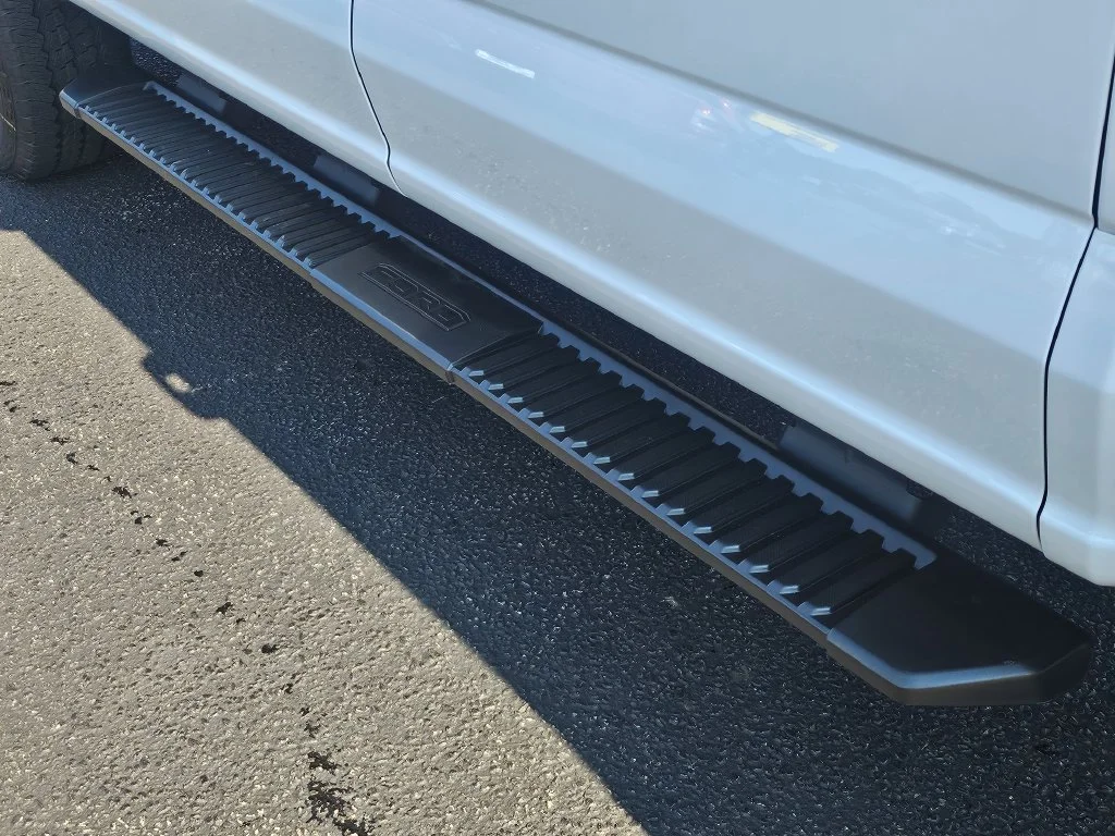 New 2027 Oxford White Ford F-250® XLT image 15