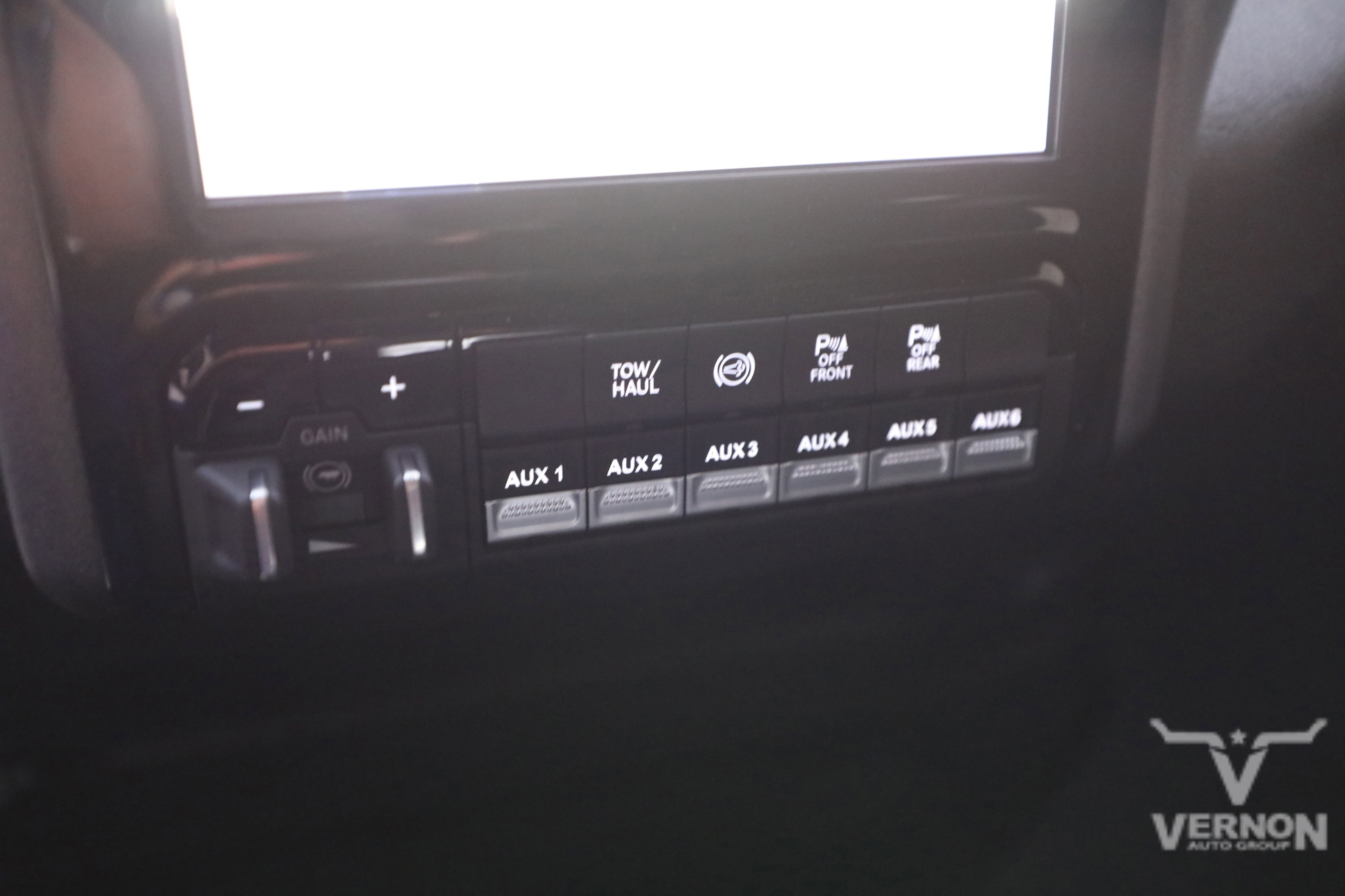 New 2026 Diamond Black Crystal Pearlcoat Ram N image 24