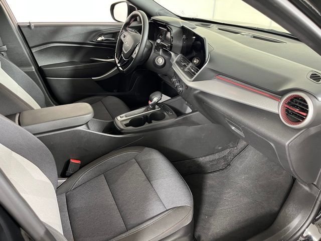 Used 2024 Black Chevrolet 1RS image 38