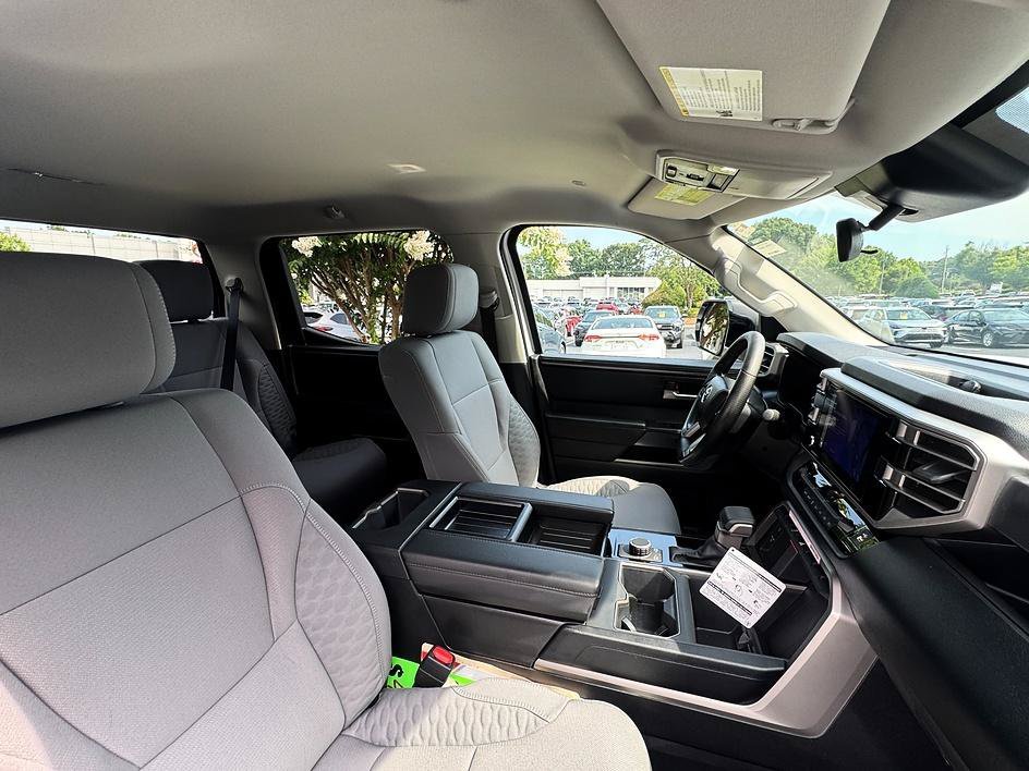 Used 2024 Ice Cap Toyota SR5 image 19