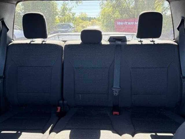 Used 2023 Avalanche Gray Ford XLT image 15