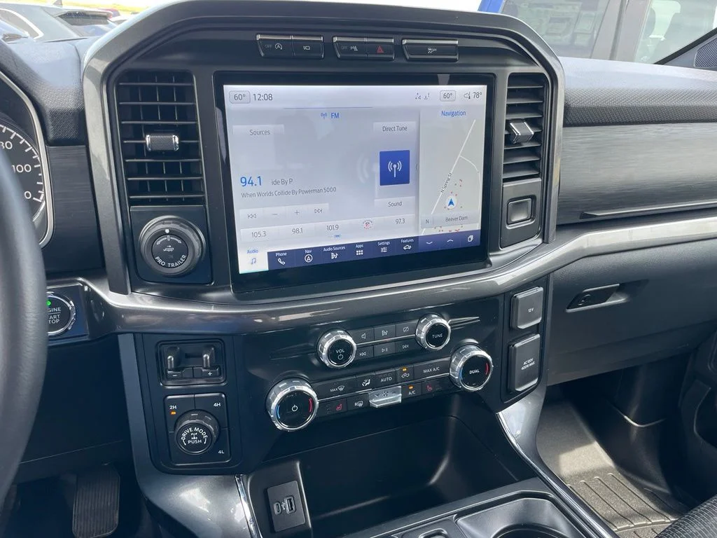 Used 2023 Black Ford XLT image 10