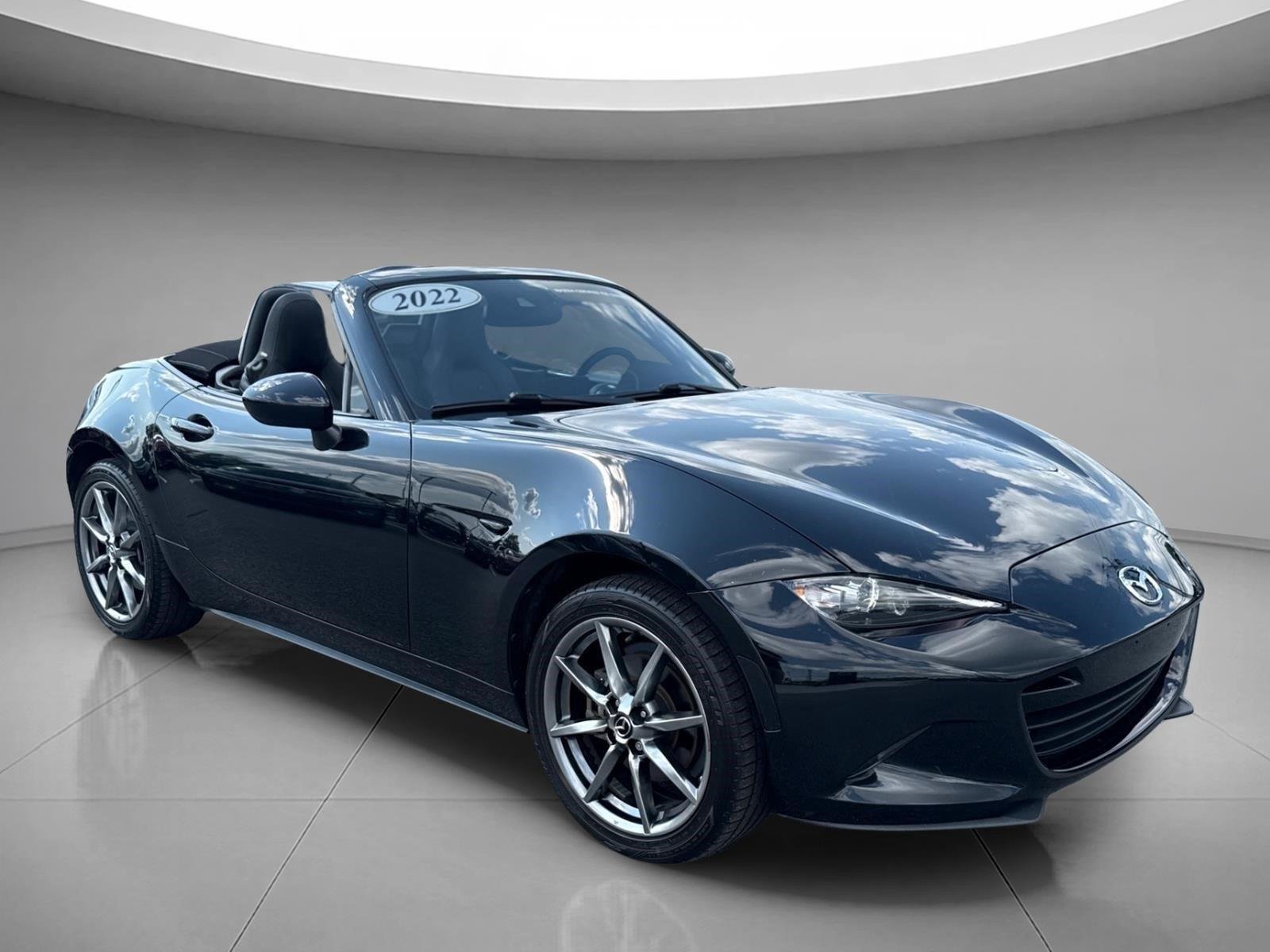 Used 2022 Jet Black Mica Mazda Grand Touring image 8