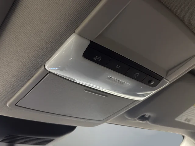 Used 2023 Silver Nissan S image 29