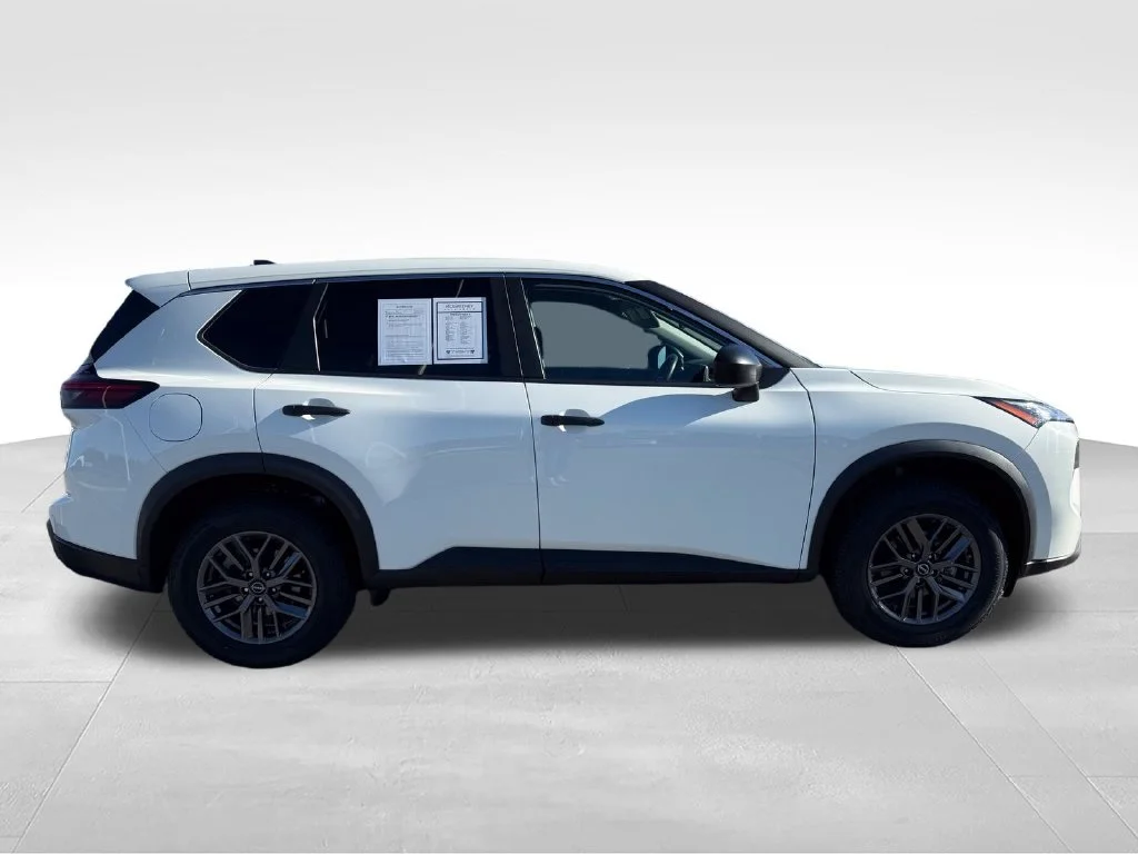 Used 2024 White Nissan S image 28