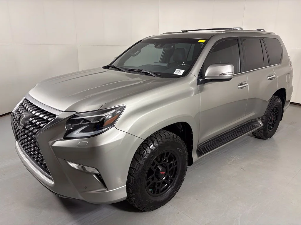 Used 2023 Silver Lexus 460 image 4