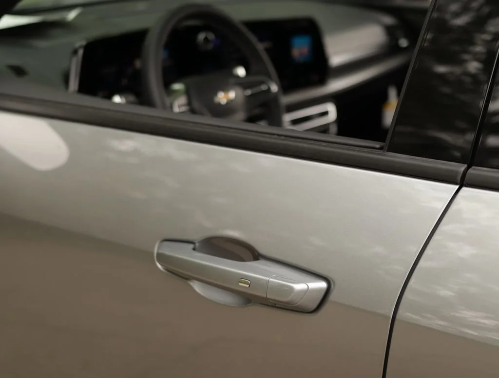 New 2026 Sterling Gray Metallic Chevrolet LT image 39