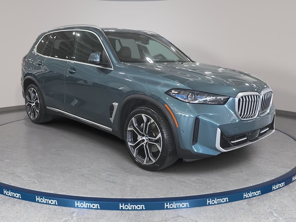 Certified Used 2025 Blue Ridge Mountain Metallic BMW xDrive40i image 3