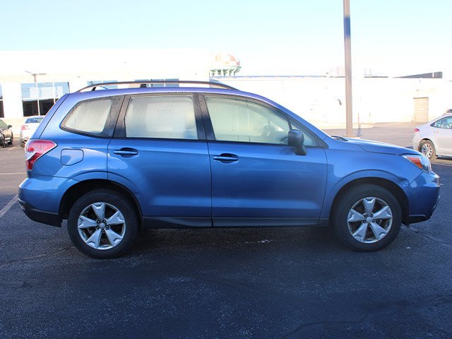 Used 2016 Quartz Blue Pearl Subaru 2.5i image 5
