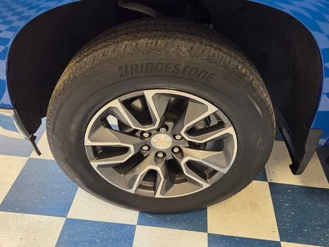 Used 2022 Blue Chevrolet LT image 19