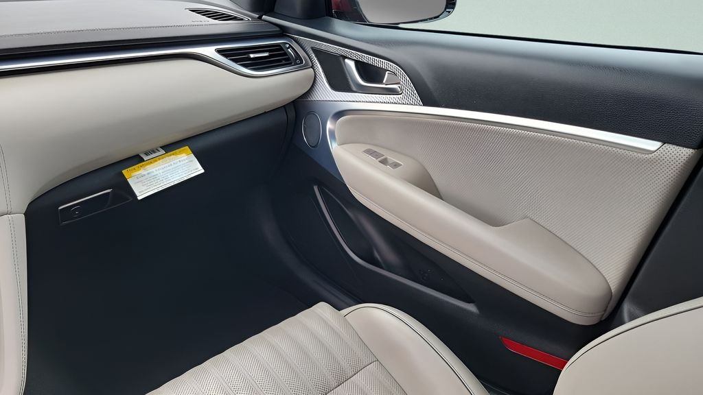 Used 2023 Red Genesis 2.0T image 13