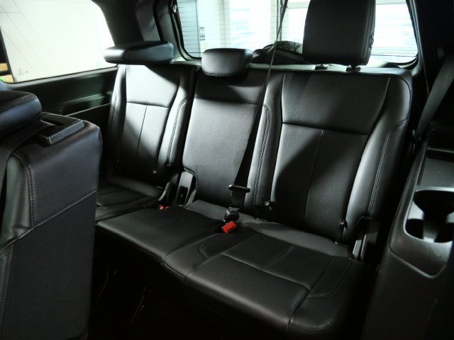 Used 2021 White Ford XLT image 12