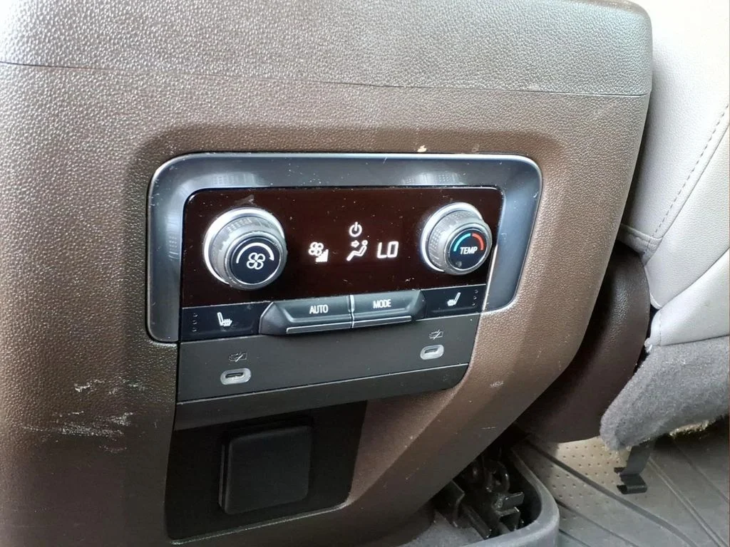 Certified Used 2022 White Chevrolet Z71 image 22