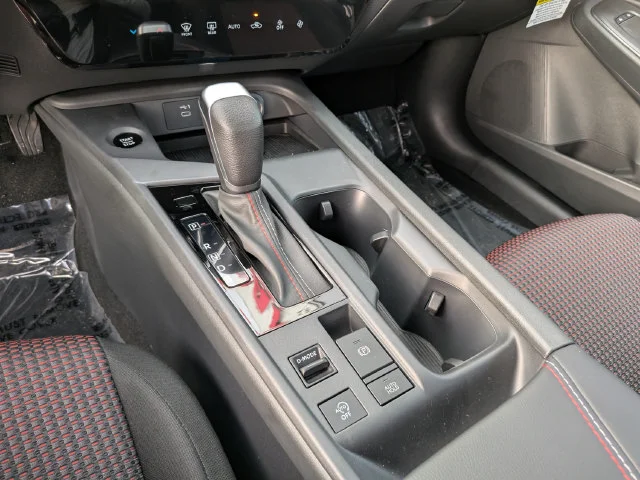 New 2027 Atlantic Gray Metallic / Super Black Two-tone Nissan SR image 21