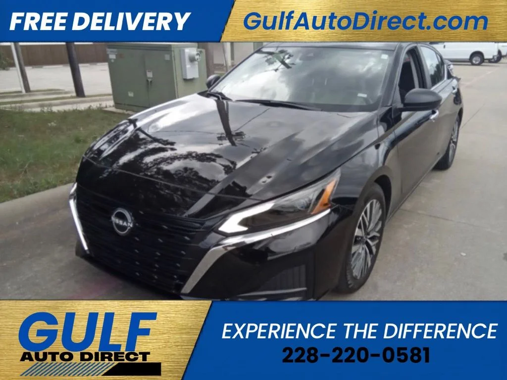 Used 2025 Black Nissan 2.5 SV image 2