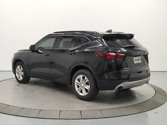 Used 2020 Black Chevrolet LT image 5