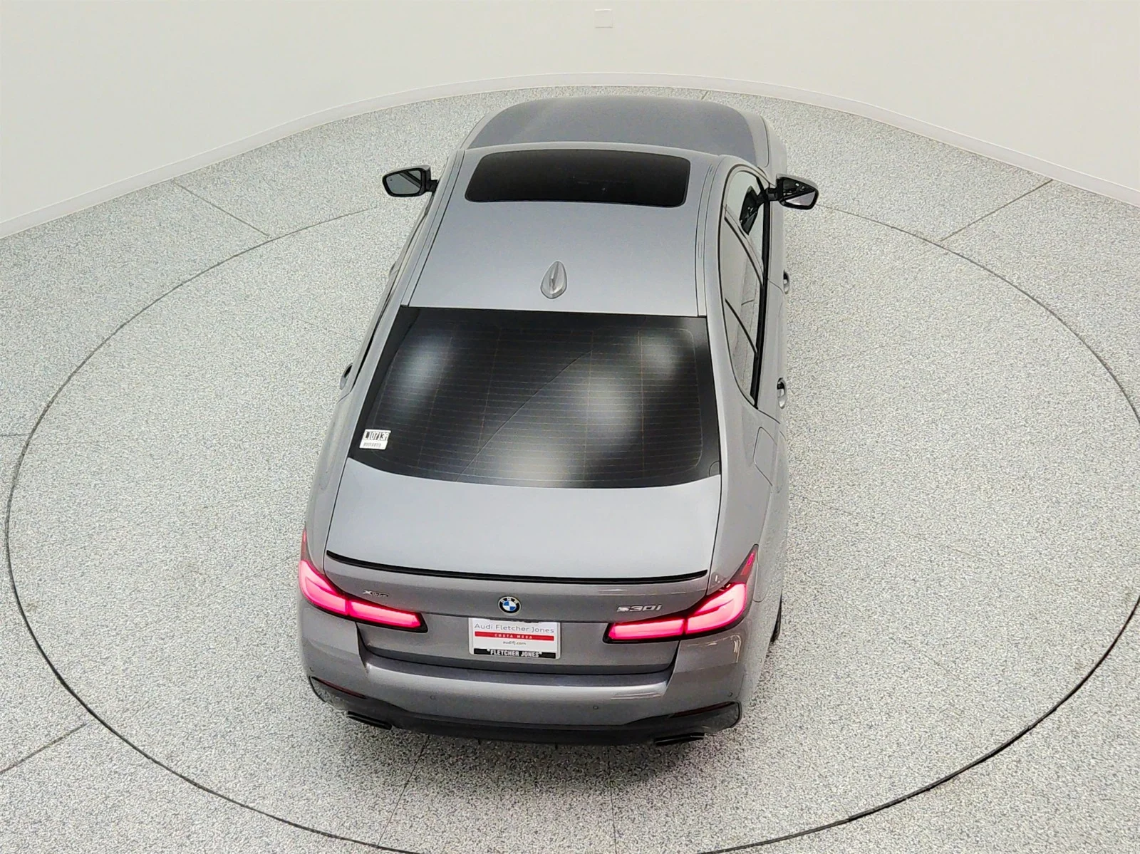 Used 2023 Skyscraper Gray Metallic BMW 530i xDrive Sedan image 27
