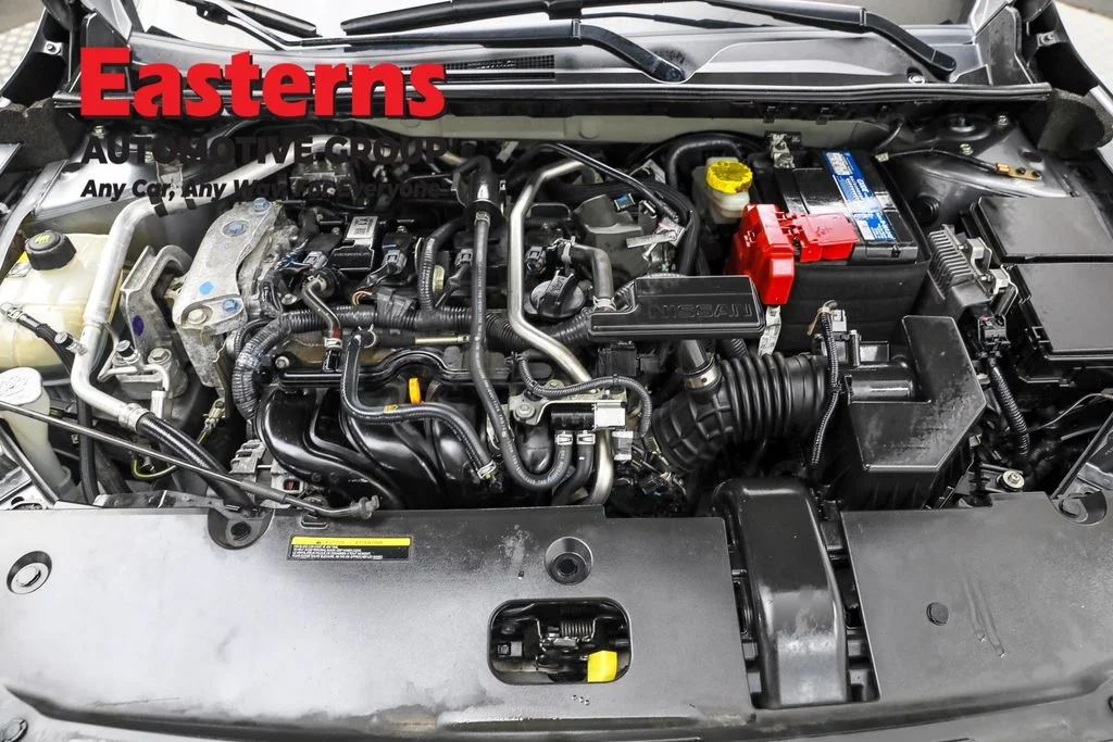 Used 2023 Gray Nissan SV image 7