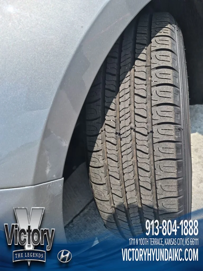Used 2024 Gray Chevrolet LT image 29
