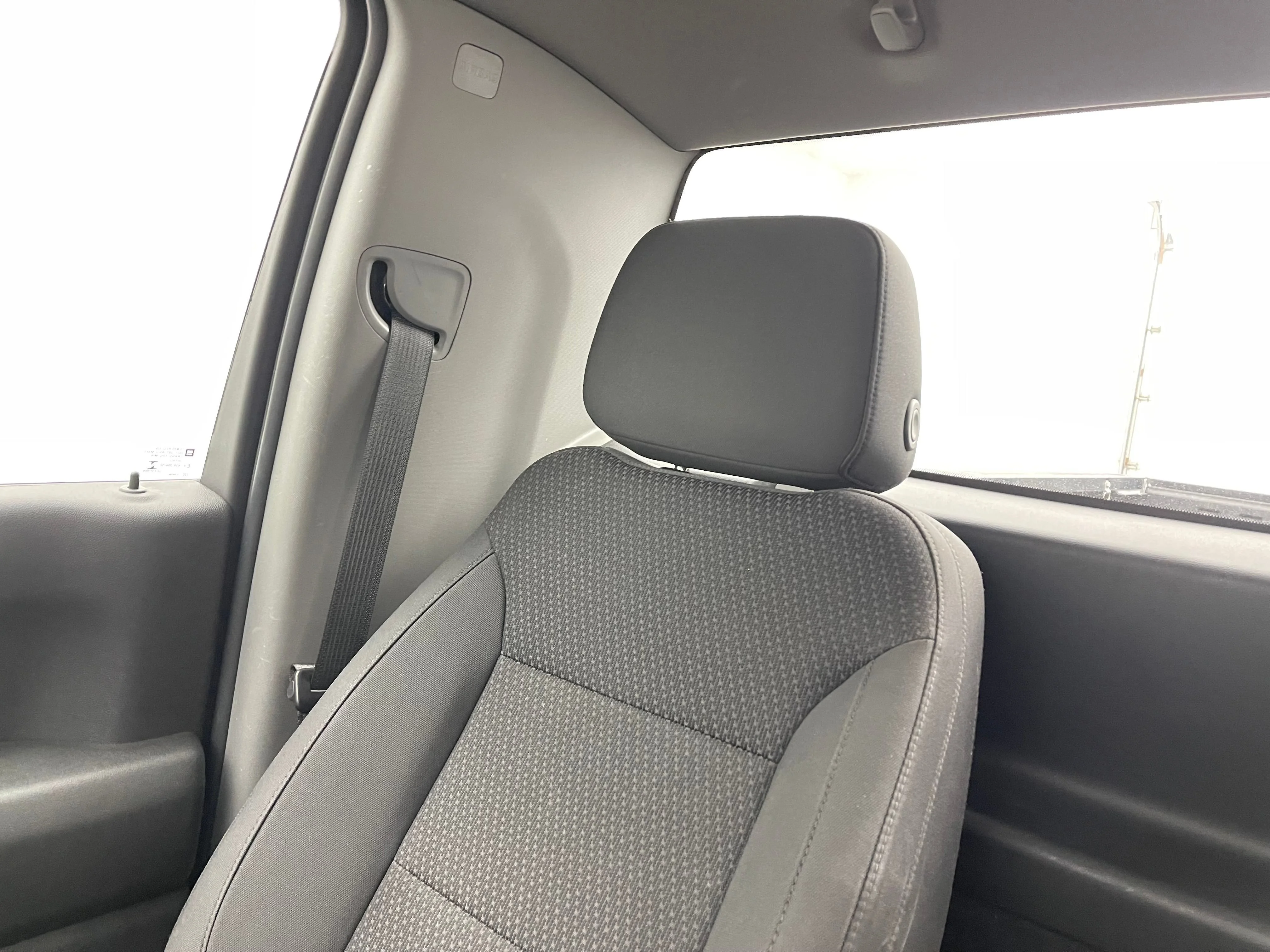 Used 2022 Summit White Chevrolet WT image 30
