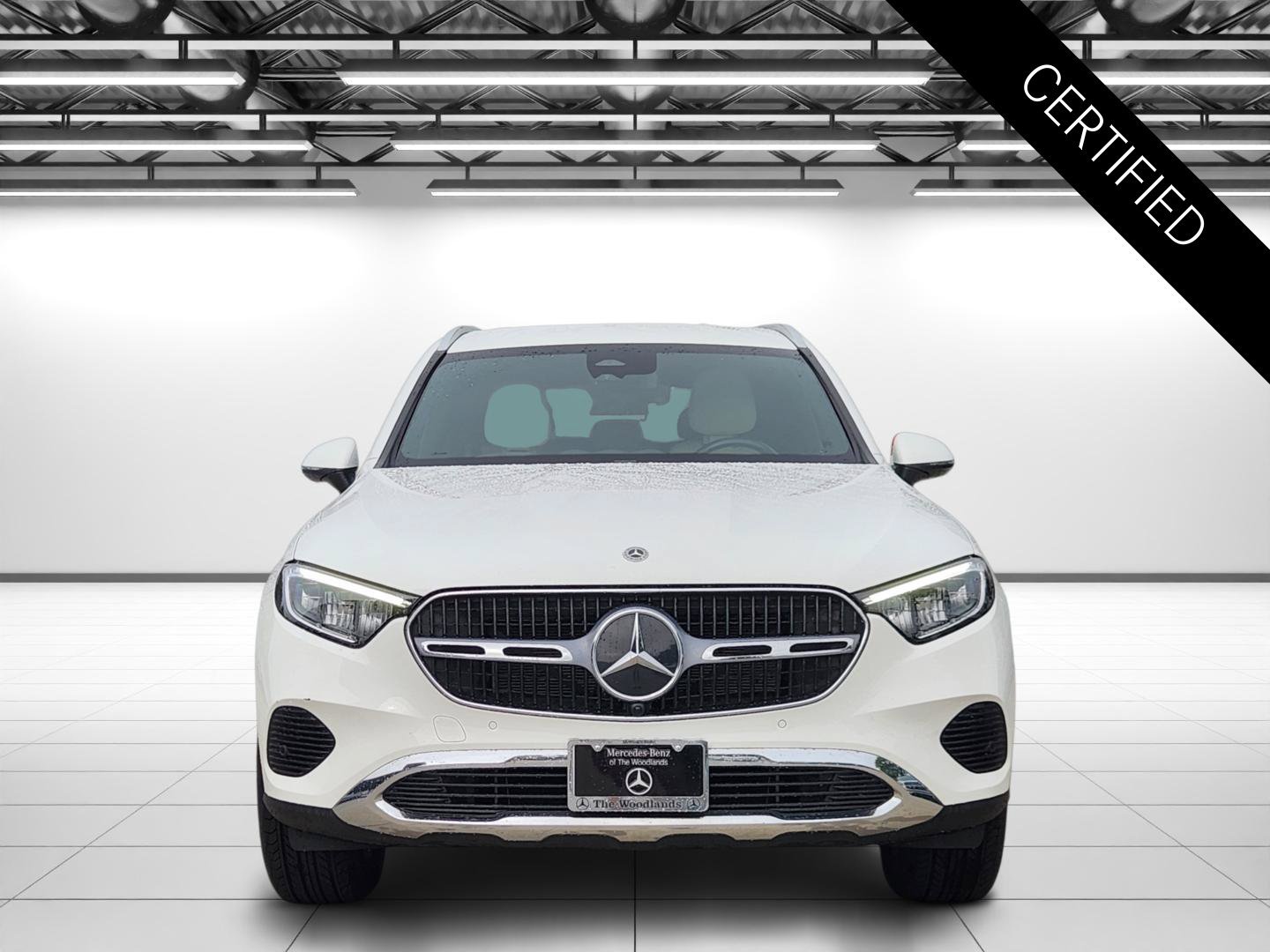 Certified Used 2023 Polar White Mercedes-Benz GLC 300 image 4