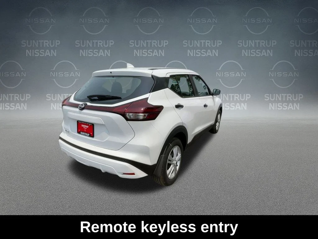 2025 Nissan KICKS PLAY Base - Photo 10