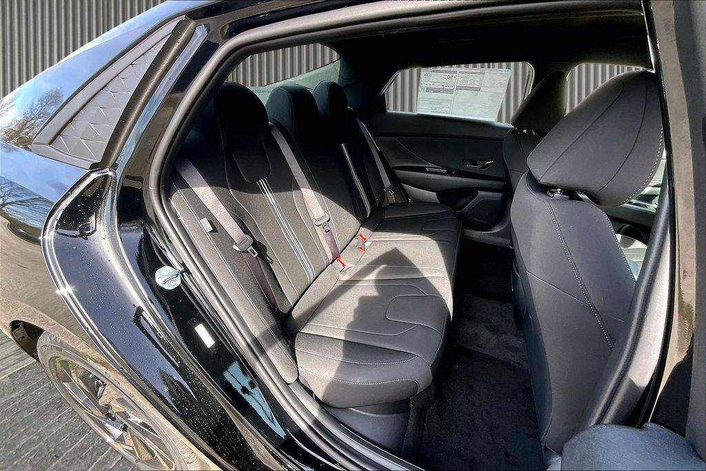 New 2026 Abyss Black Hyundai SEL Sport image 11
