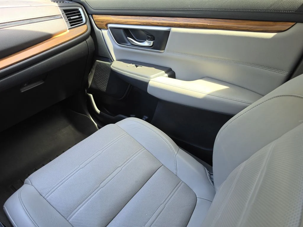 Certified Used 2017  Honda Touring image 16