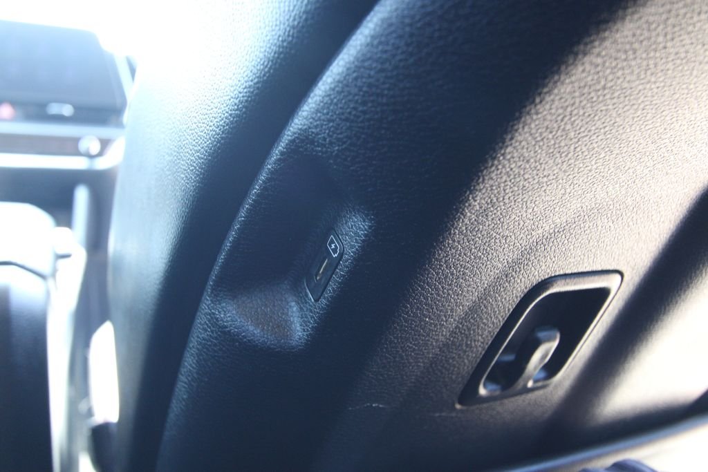 Used 2024 White Kia EX image 36