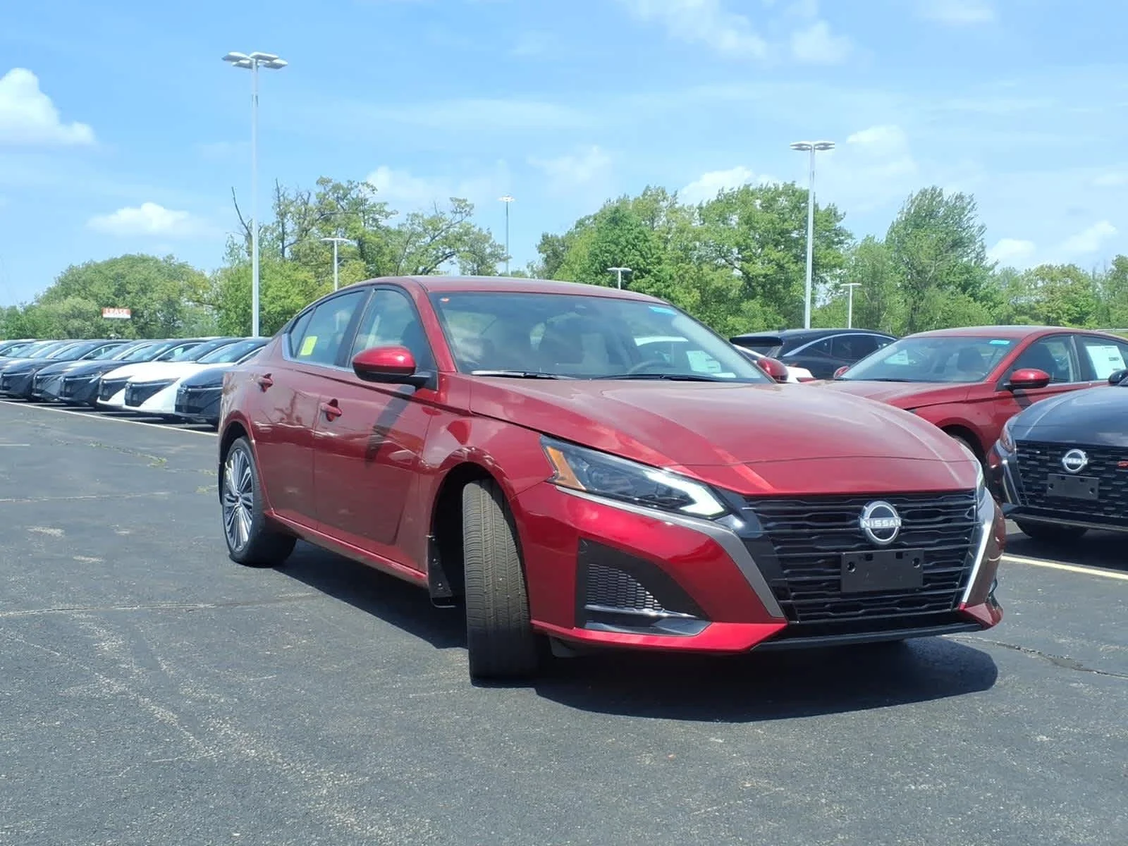 New 2026 Scarlet Ember Tintcoat Nissan SV image 2
