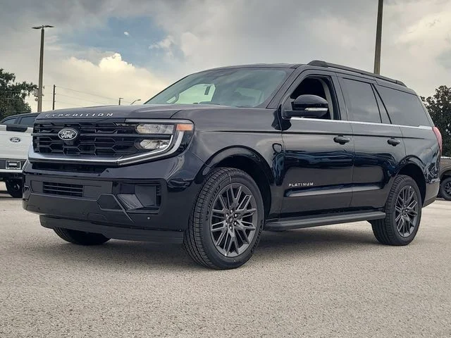 New 2027 Black Metallic Ford Platinum image 34