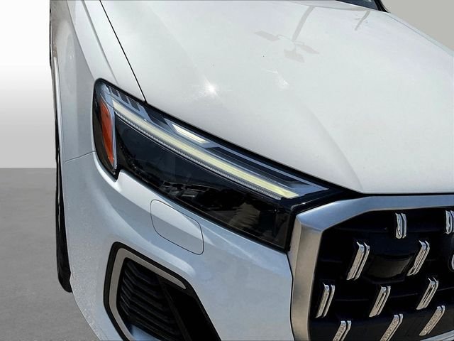 Used 2025  Audi 55 Premium image 35