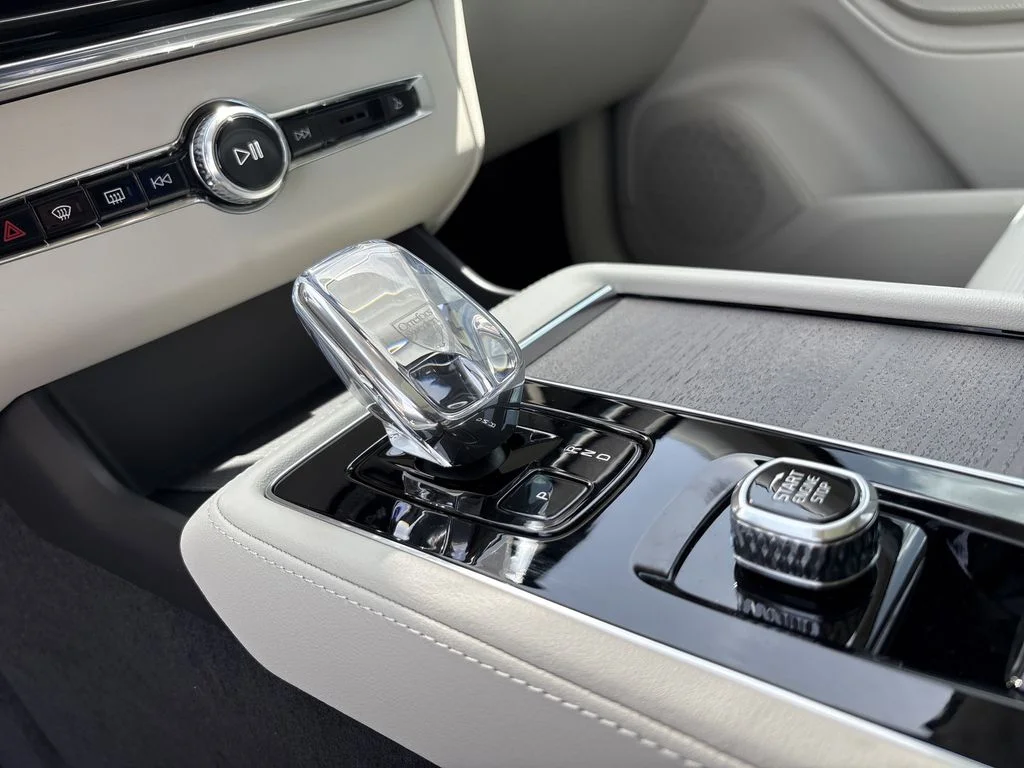 2026 Volvo XC90 Ultra - Photo 21