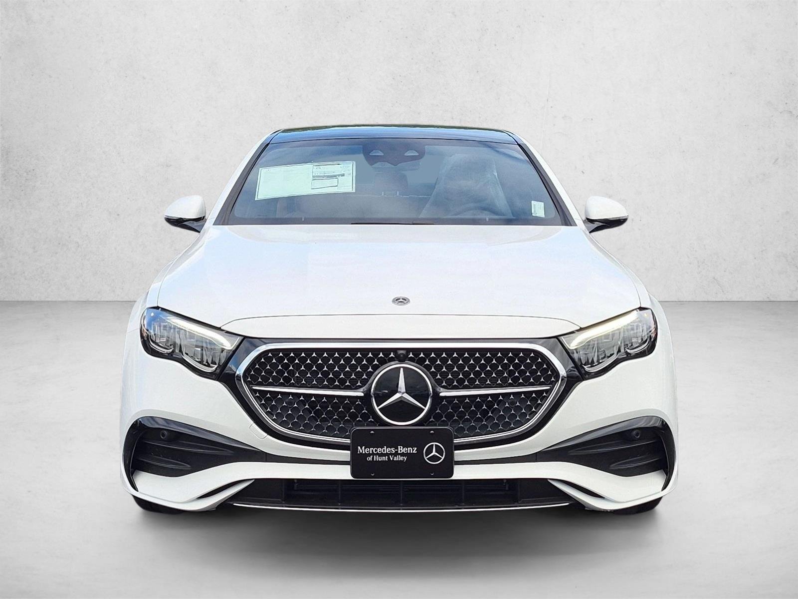 New 2027 Polar White Mercedes-Benz E450 image 6