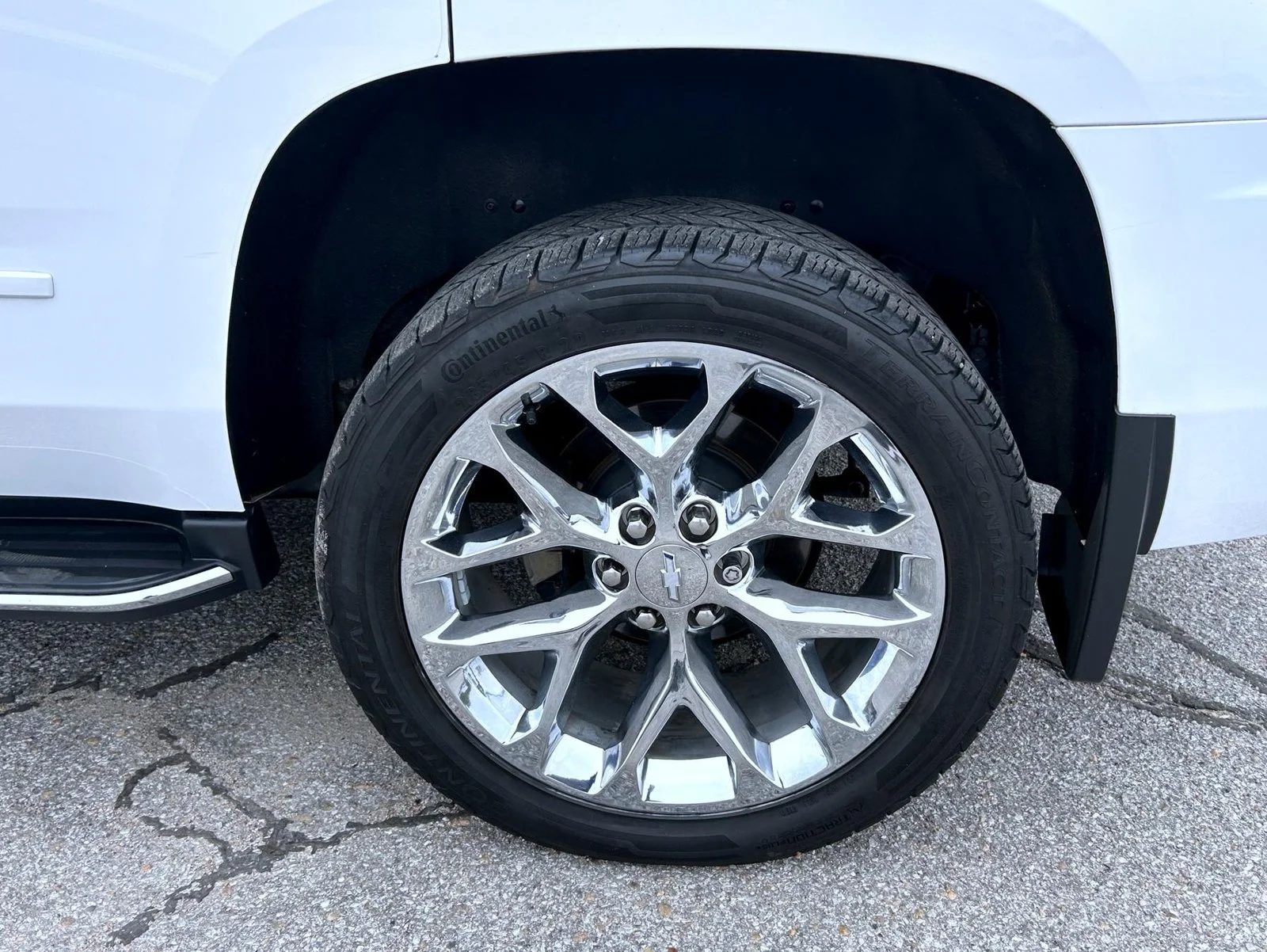 Certified Used 2018 White Chevrolet Premier image 25