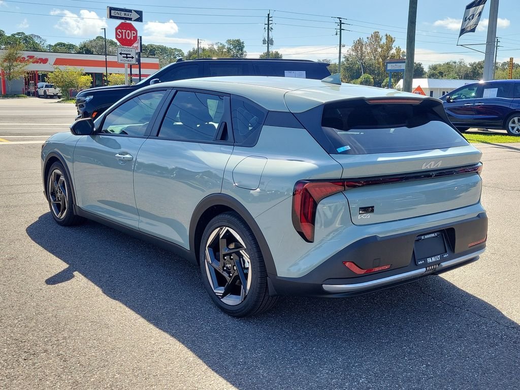 New 2026 Morning Haze Kia EX Hatchback image 4