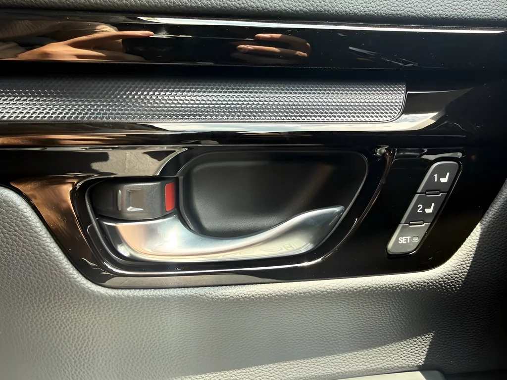 New 2026 Urban Gray Pearl Honda EX-L image 18