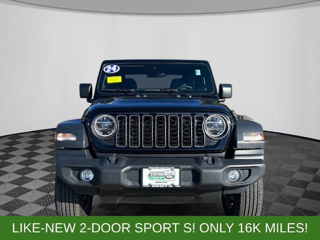 Used 2024 Black Jeep Sport S image 8
