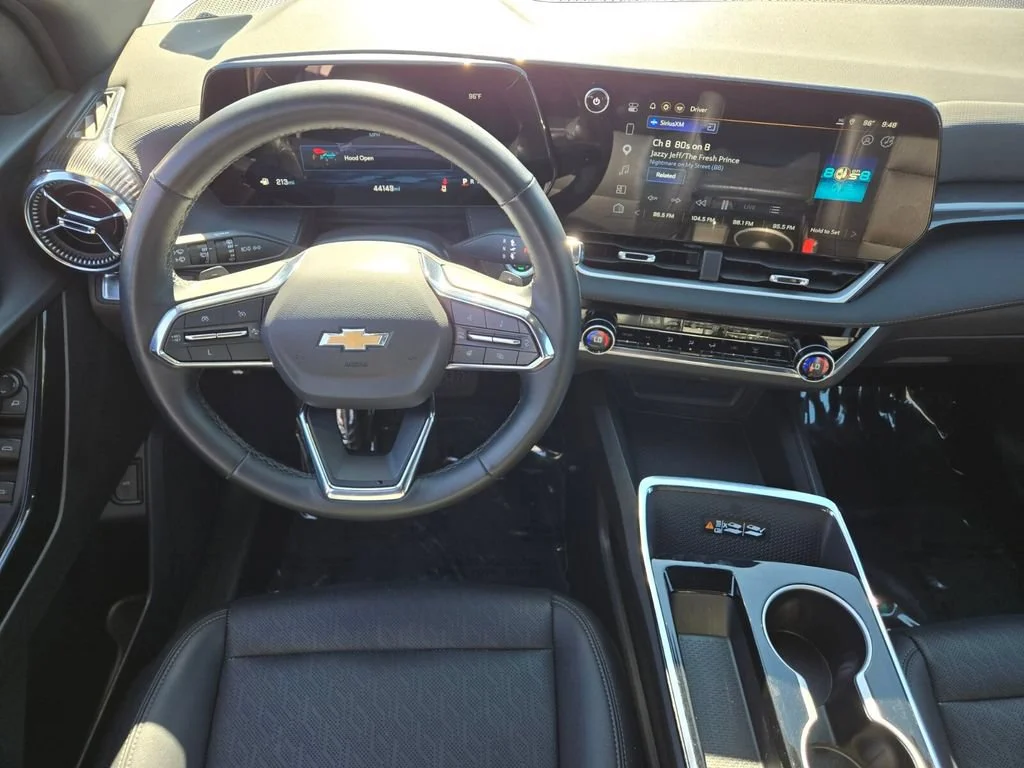Used 2025 Sterling Gray Metallic Chevrolet LT image 11