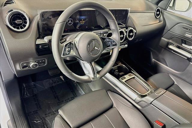 New 2026 Polar White Mercedes-Benz GLA 250 image 39