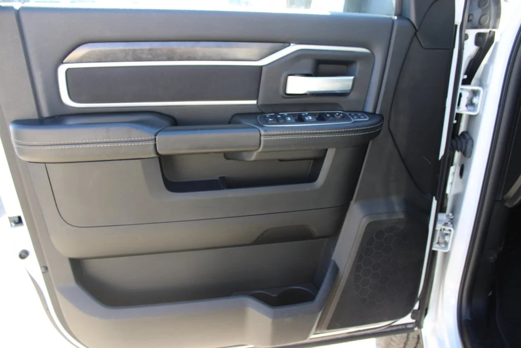 Used 2024 White Ram Big Horn image 30
