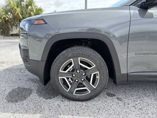 New 2026 Sting-Gray Clear-Coat Exterior Paint Jeep Laredo image 31
