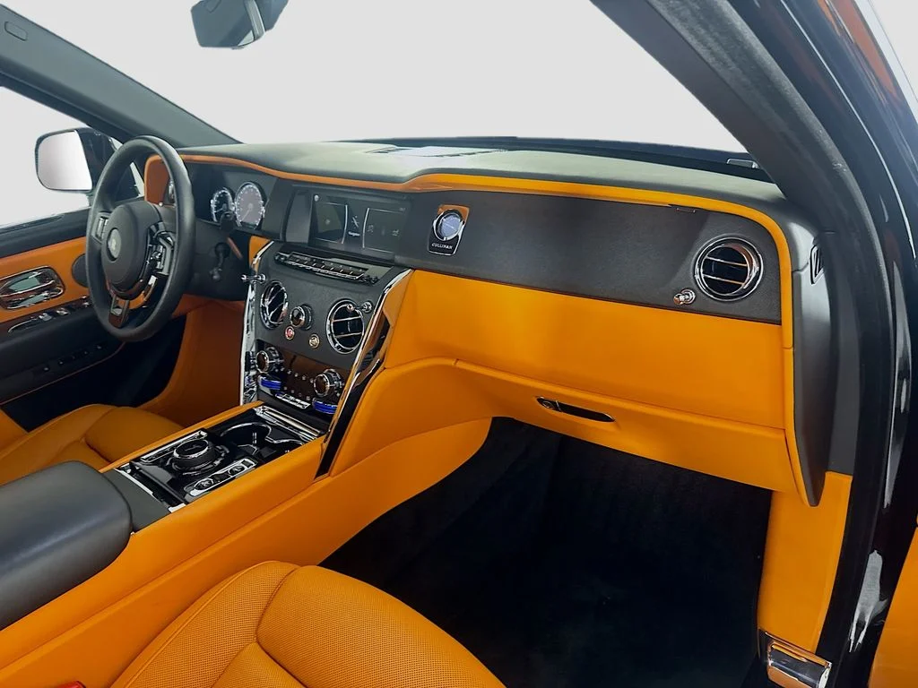 Used 2023 Black Rolls-Royce Base image 30