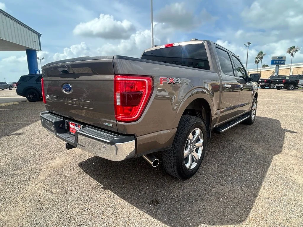 Used 2023 Gray Ford XLT image 6