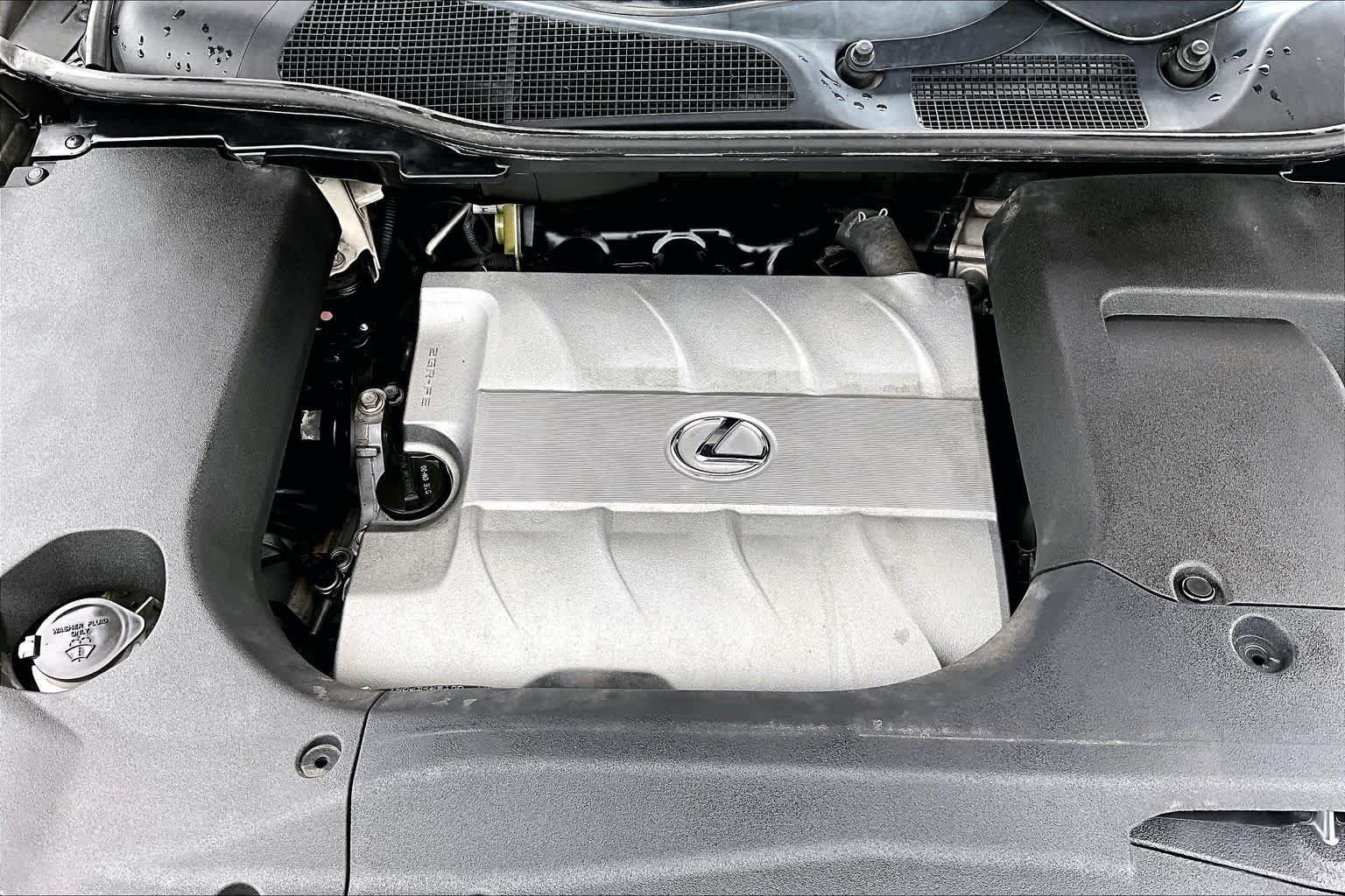 Used 2015 Starfire Pearl Lexus  image 33