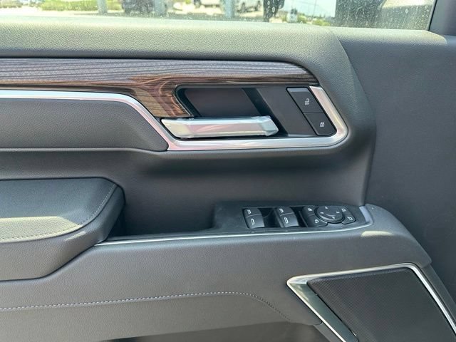 New 2026 Sterling Gray Metallic Chevrolet LT image 16
