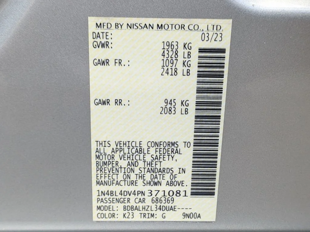 Used 2023 Silver Nissan 2.5 SV image 35