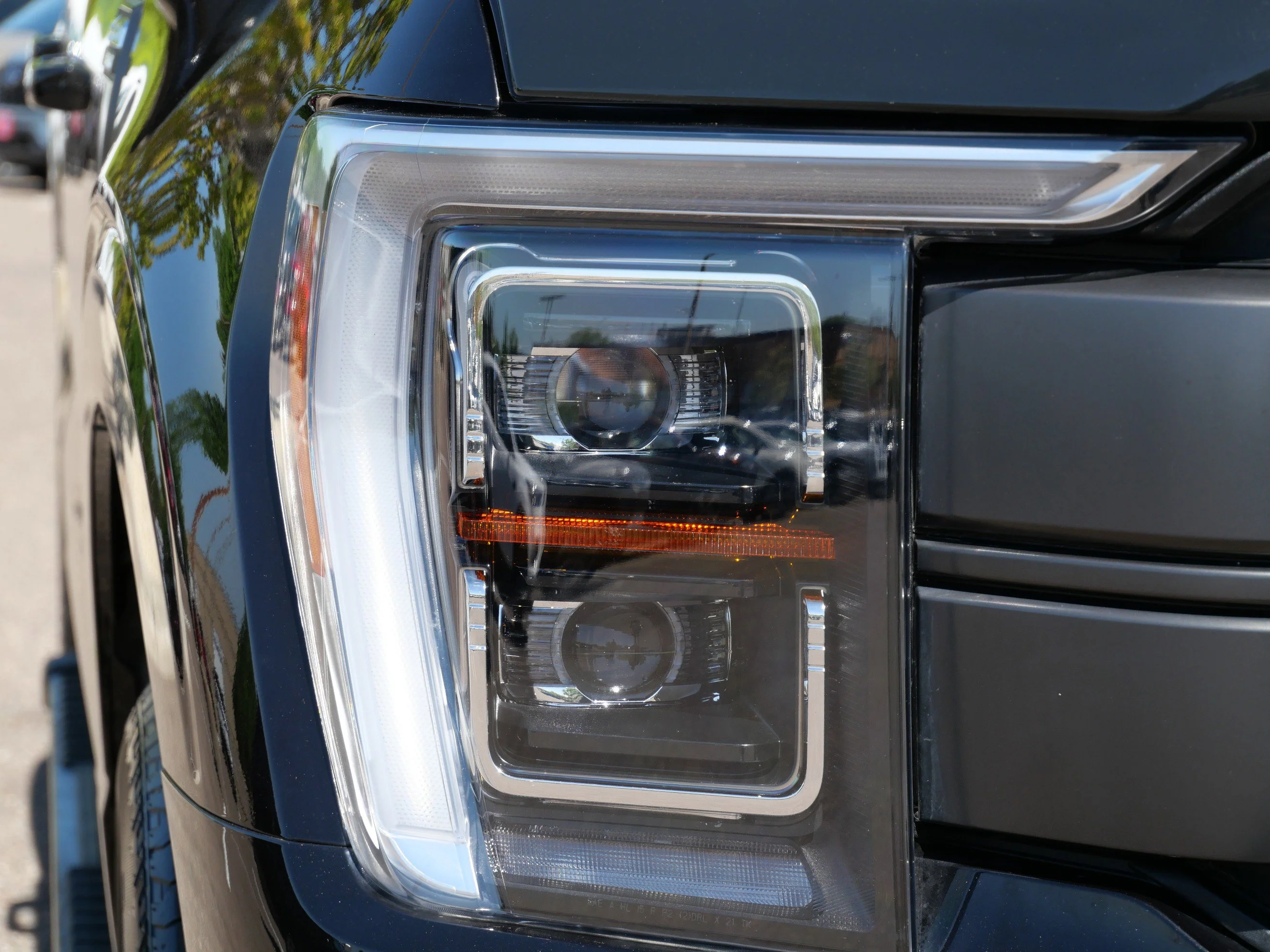 Certified Used 2023 Agate Black Metallic Ford LARIAT image 9